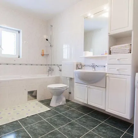 Ctma229/ Holiday House With A Large Private Pool