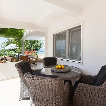 Ctma229/ Holiday House With A Large Private Pool